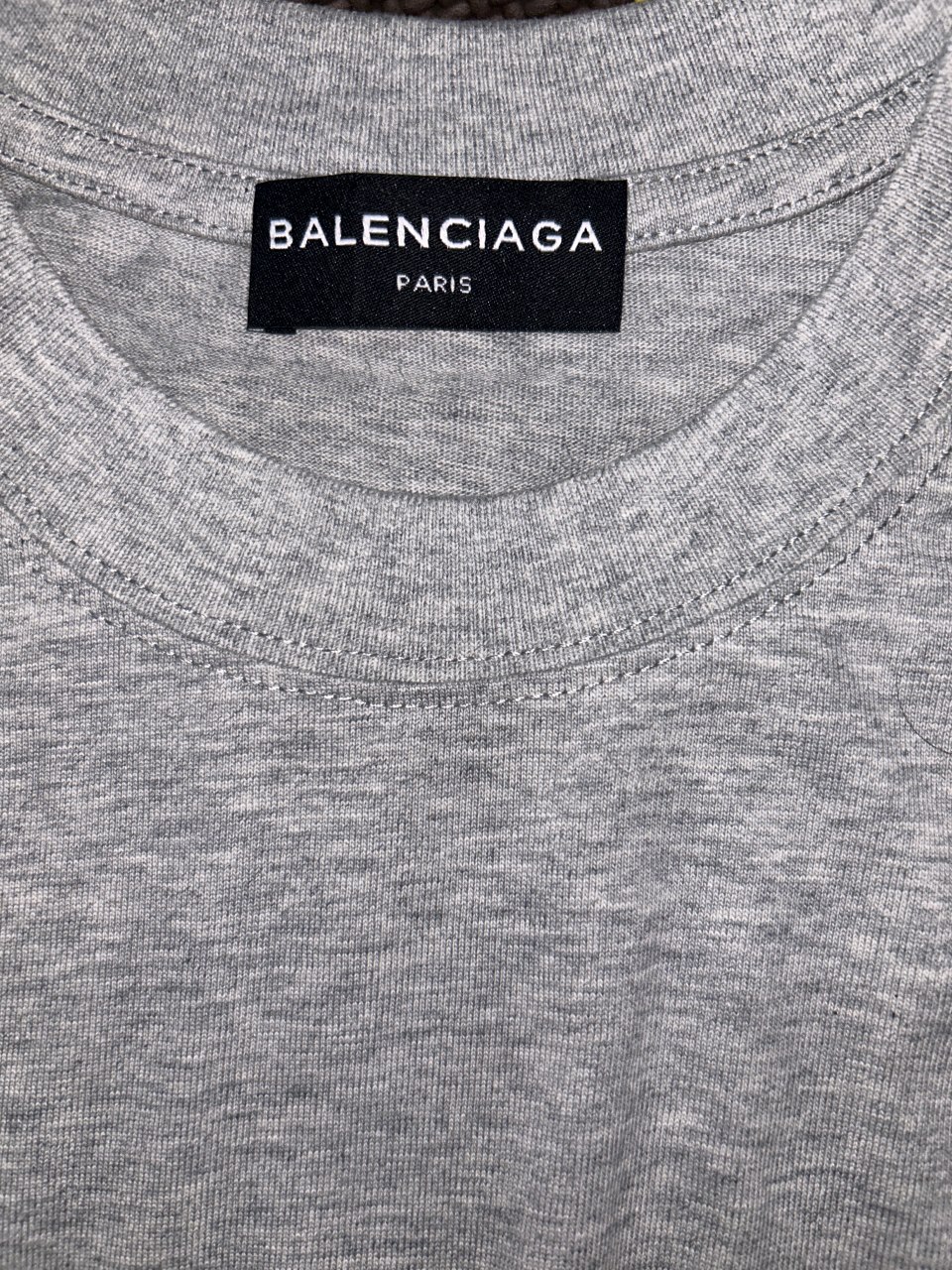 バレンシアガ「Balenciaga」クラシック プリント クルーネックTシャツ