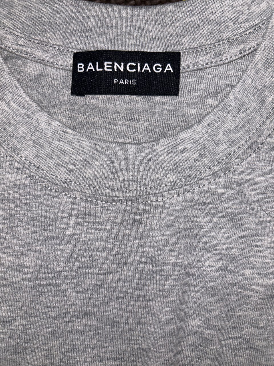 バレンシアガ「Balenciaga」クラシック プリント クルーネックTシャツ