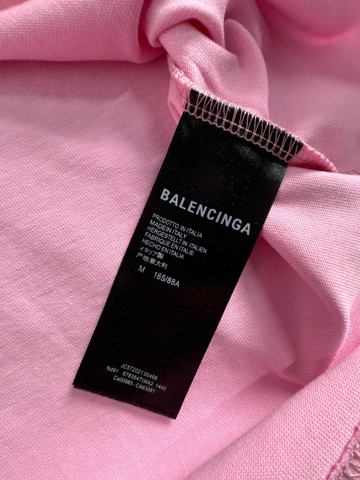 バレンシアガ「Balenciaga」ウェーブ コーラ レター エンブロイダリー Tシャツ