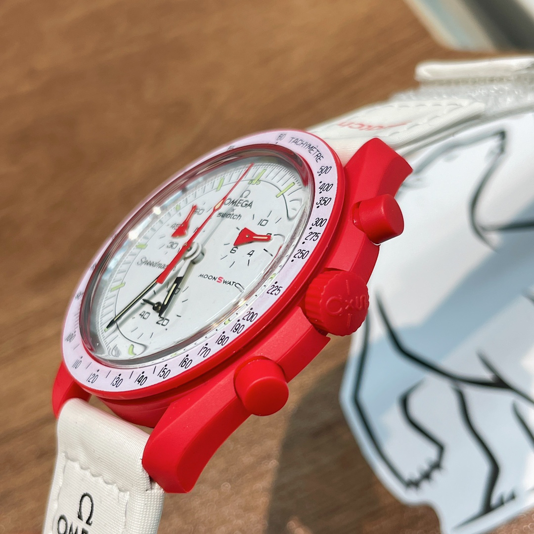 スウォッチ「Swatch」OMEGA BIOCERAMICMoonSwatchコレクション  腕時計42MM