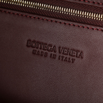 ボッテガ・ヴェネタ「Bottega Veneta」 Hop ラージショルダーバッグ