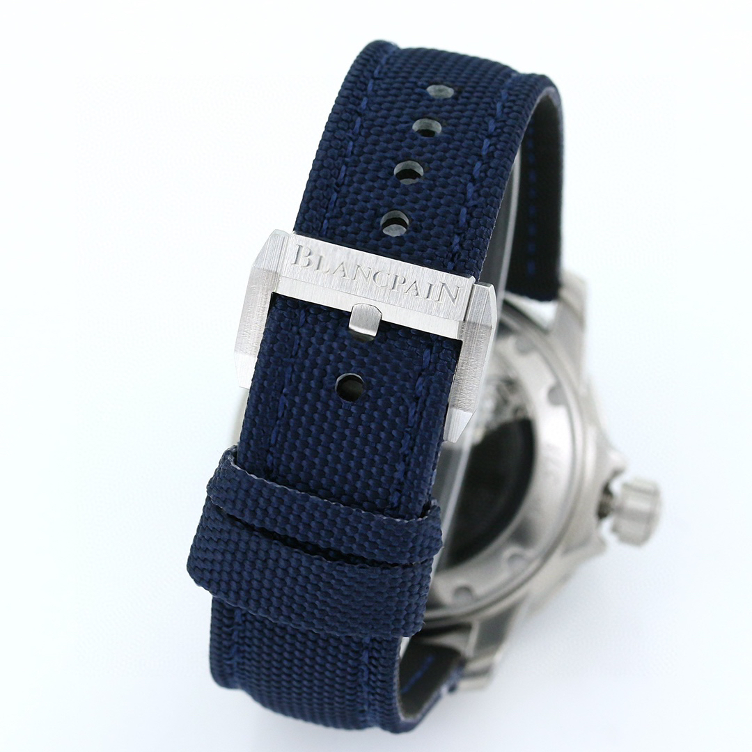 ブランパン「Blancpain」フィフティ・ファゾム自動巻きダイバーズウォッチ45mm