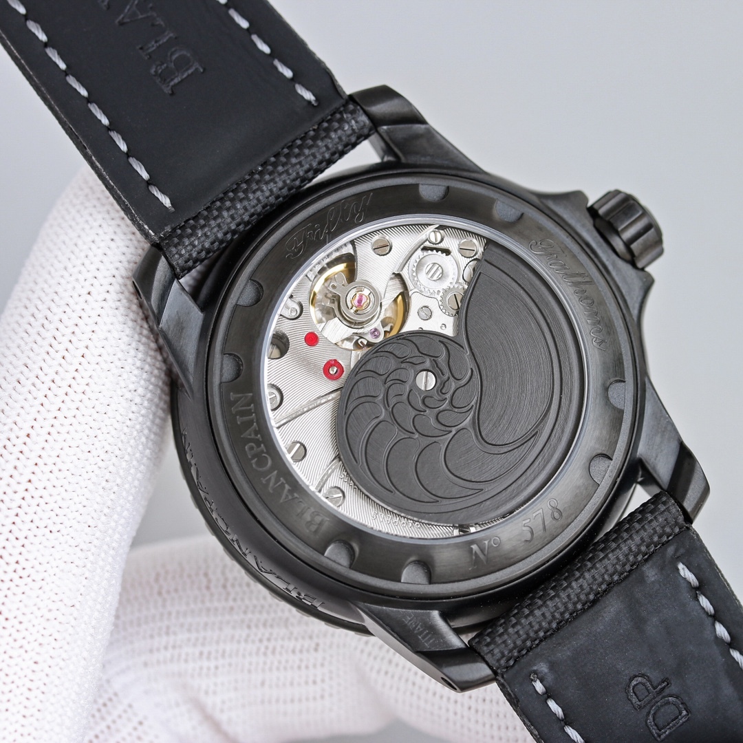 ブランパン「Blancpain」フィフティ・ファゾム自動巻きダイバーズウォッチ45mm