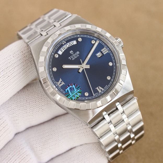 チューダー「Tudor」ブラックベイ シリーズメンズウォッチ41MM