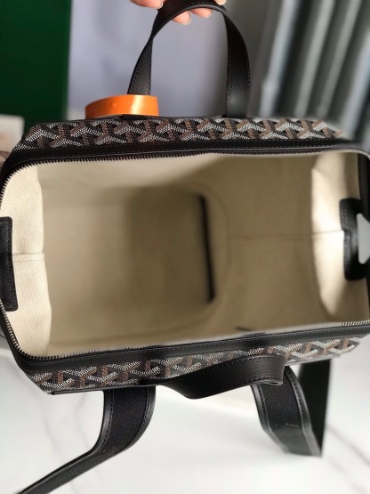 ゴヤール「Goyard」