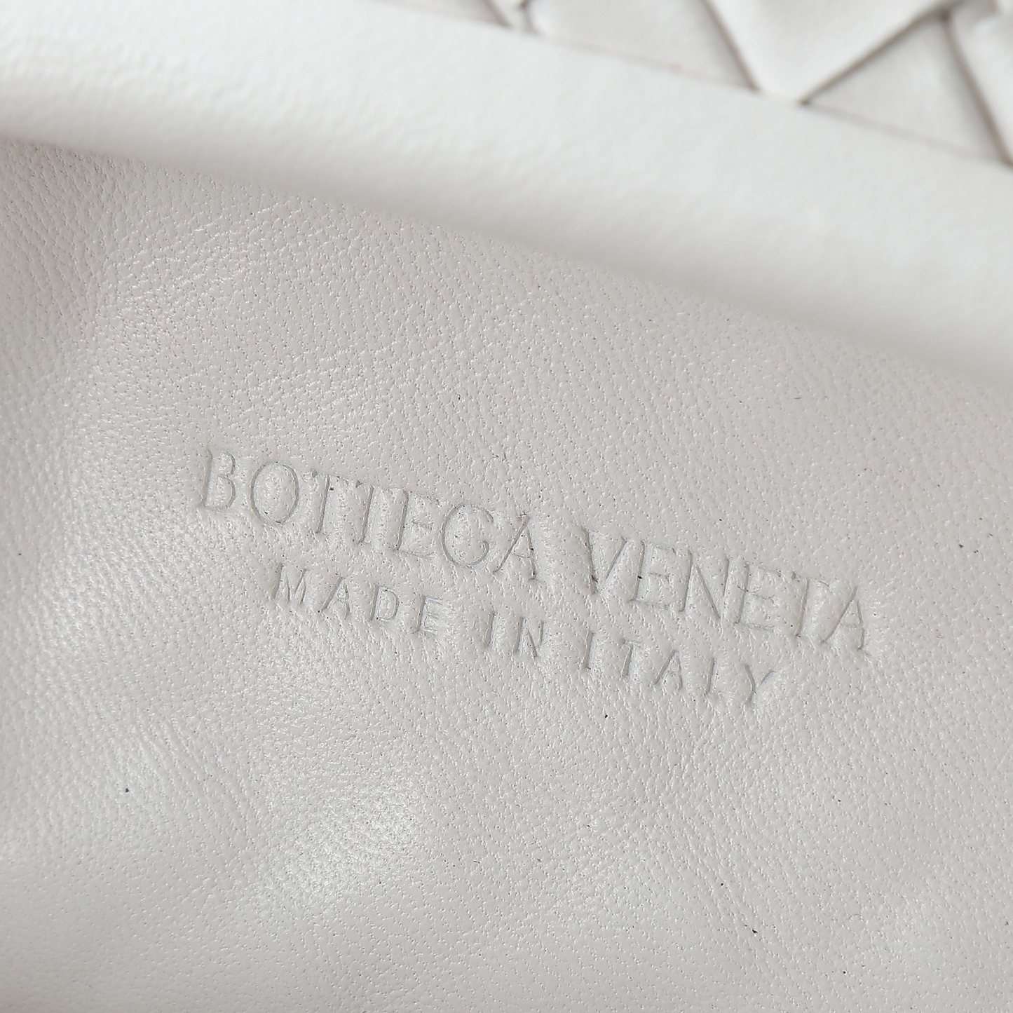 ボッテガ・ヴェネタ「Bottega Veneta」 Lauren 1980 Teen チェーンクラッチバッグ