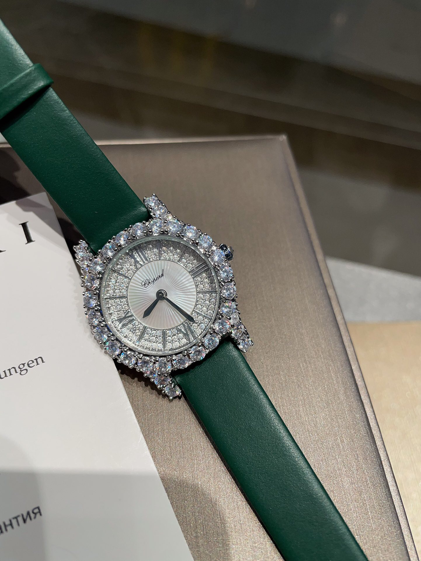 ショパール「Chopard」ハッピーダイヤモンドジュエリーウォッチ36mm