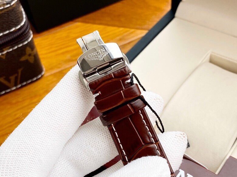 ロンジン「Longines」Conquest Automaticメンズウォッチ39MM