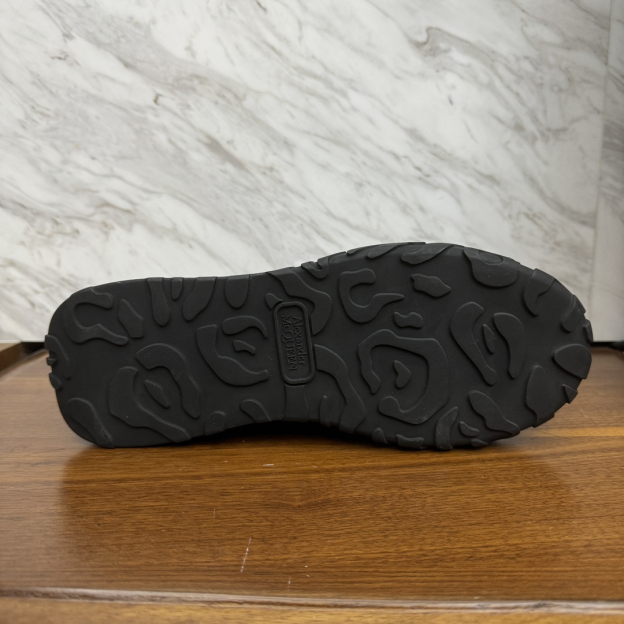 アレキサンダー・マックイーン［Alexander McQueen］Oversized Sneaker "Silk Gloss Leather" スニーカー