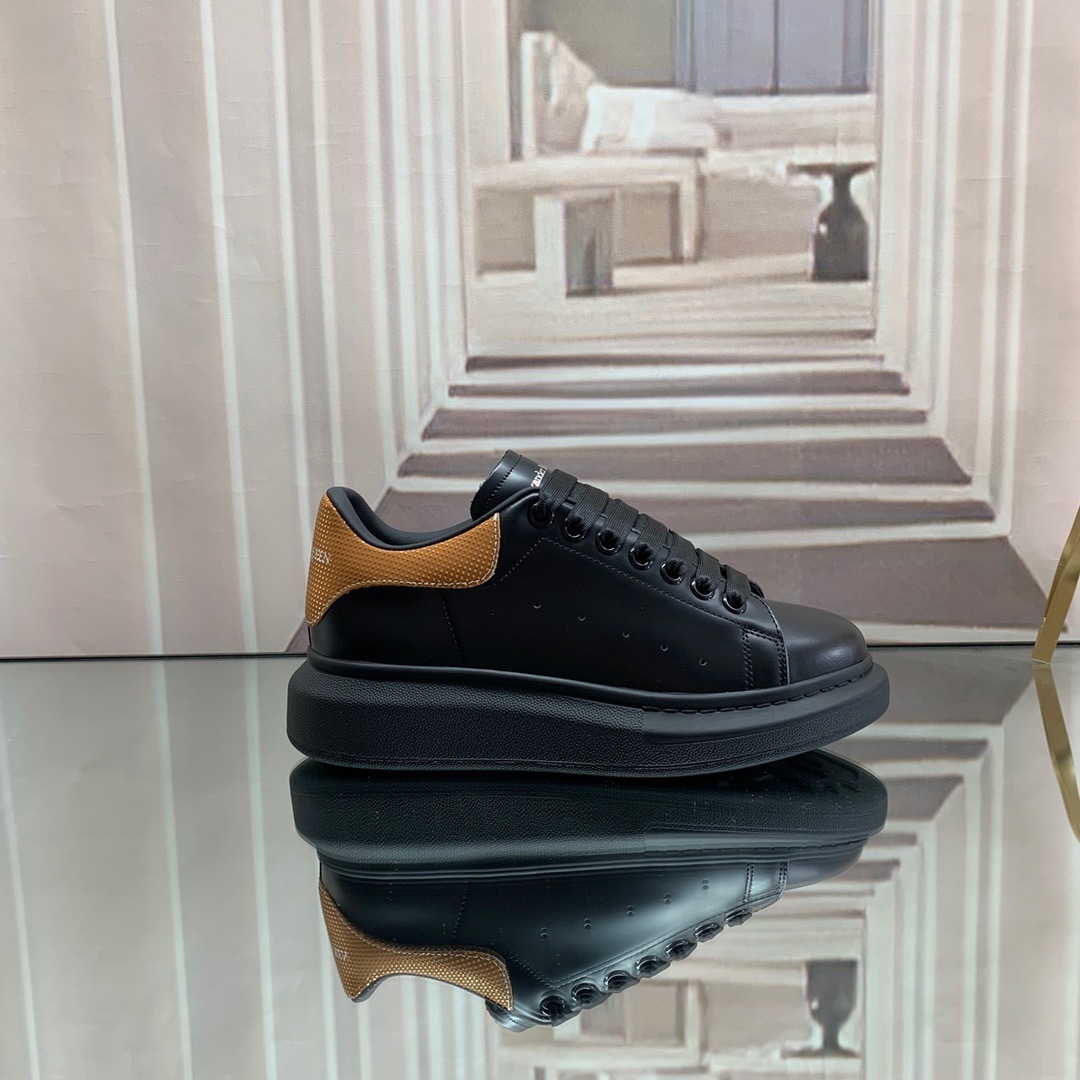 アレキサンダー・マックイーン［Alexander McQueen］Oversized Sneaker "Textured Waterproof" スニーカー