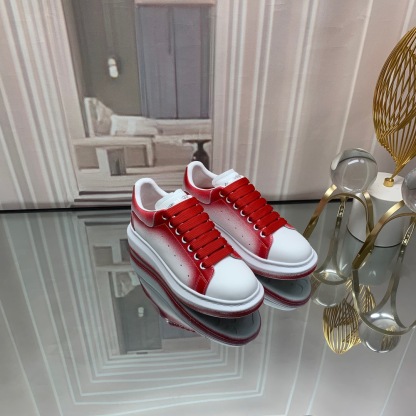 アレキサンダー・マックイーン［Alexander McQueen］Oversized Sneaker スニーカー