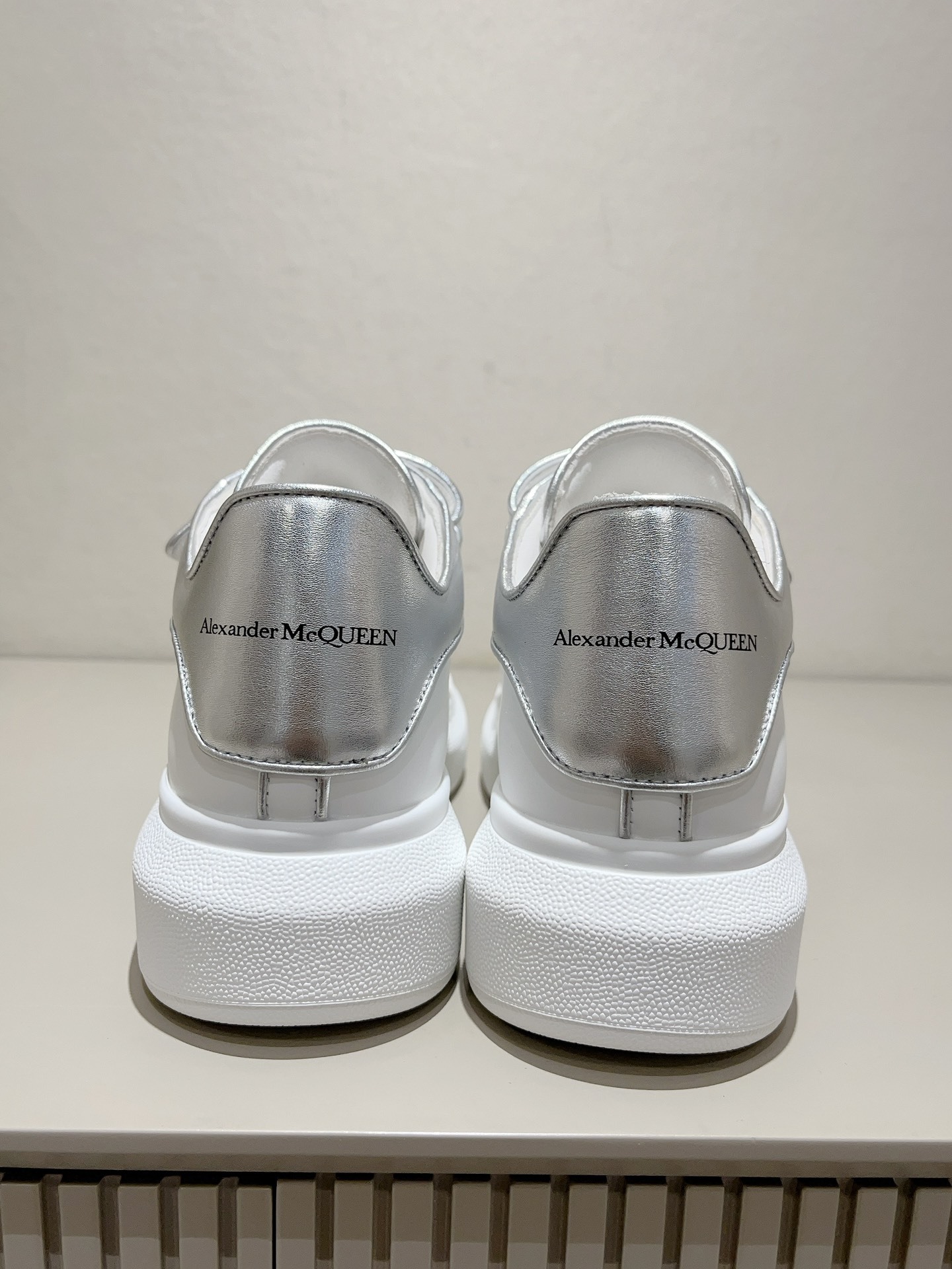 アレキサンダー・マックイーン［Alexander McQueen］Oversized Sneaker スニーカー