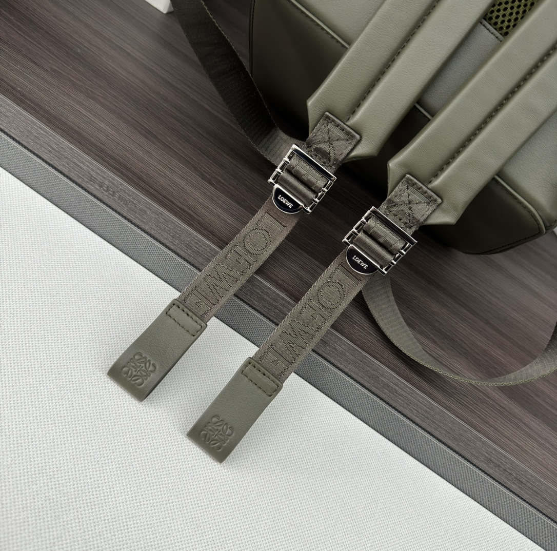 ロエベ「Loewe」Flex バックパック