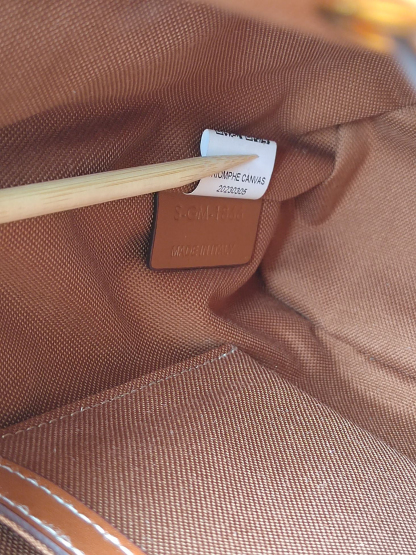 セリーヌ「Celine」Triomphe ミニ バックパック