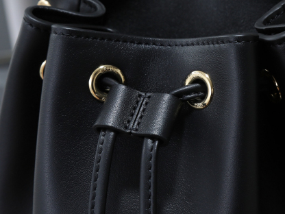 セリーヌ「Celine」BONNIE スムースレザー バックパック