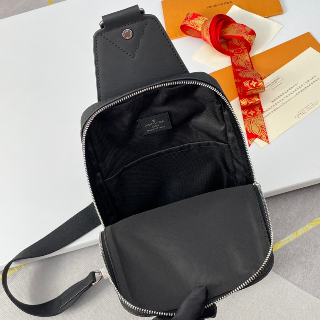 ルイ・ヴィトン「Louis Vuitton」Avenue ダミエ・アンフィニ レザー ショルダーバッグ