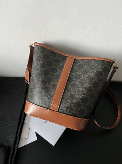 セリーヌ「Celine」凱旋プリントのバケツバッグを特注しました