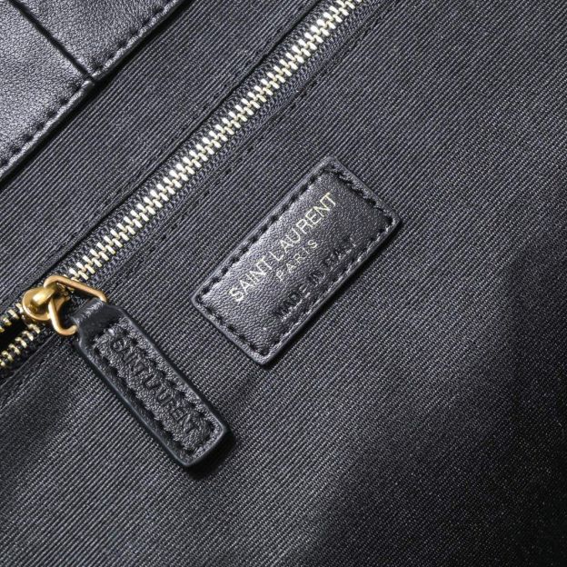 サンローラン「Saint Laurent」‌ VOLTAIRE ミニ レザー ハンドバッグ