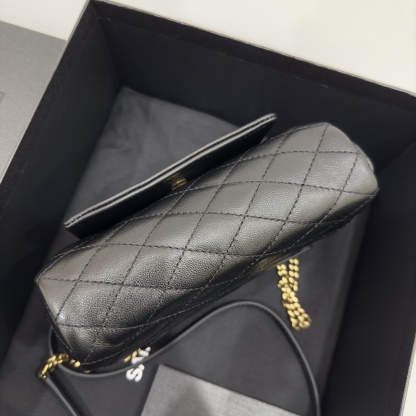 サンローラン「Saint Laurent」‌LE CASSANDRE チェーンバッグ