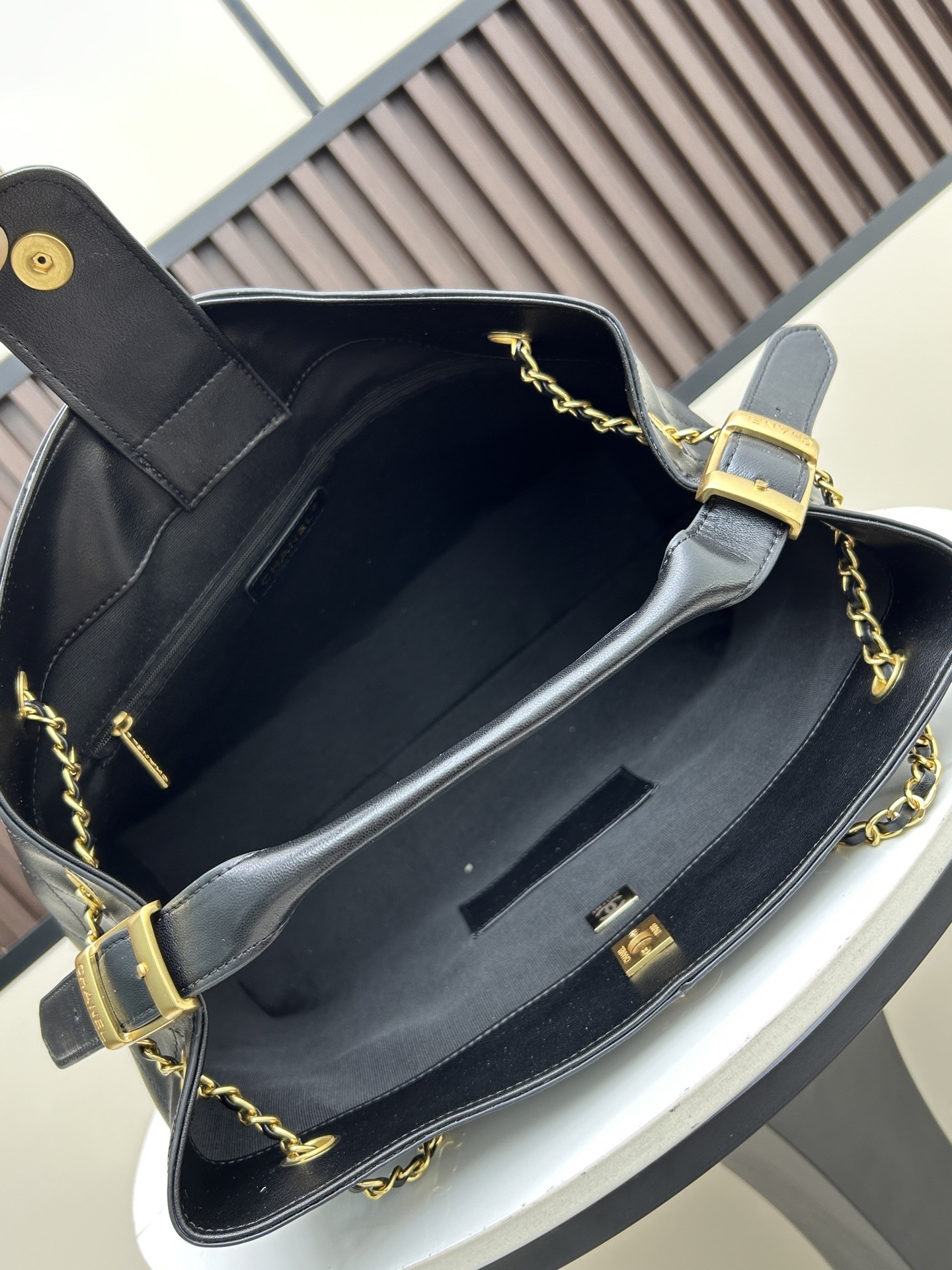 シャネル「Chanel」25A クイルティング トートバッグ アンティークゴールド レディース ショッピングバッグ