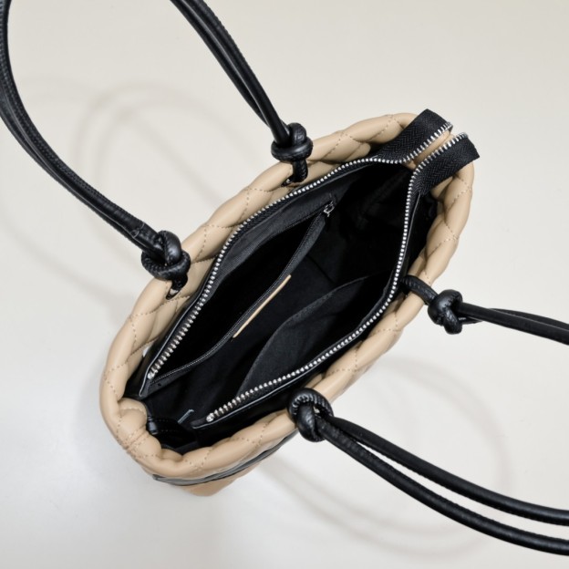 シャネル「Chanel」24A ヴィンテージ バスケットバッグ レディース ショッピングトート