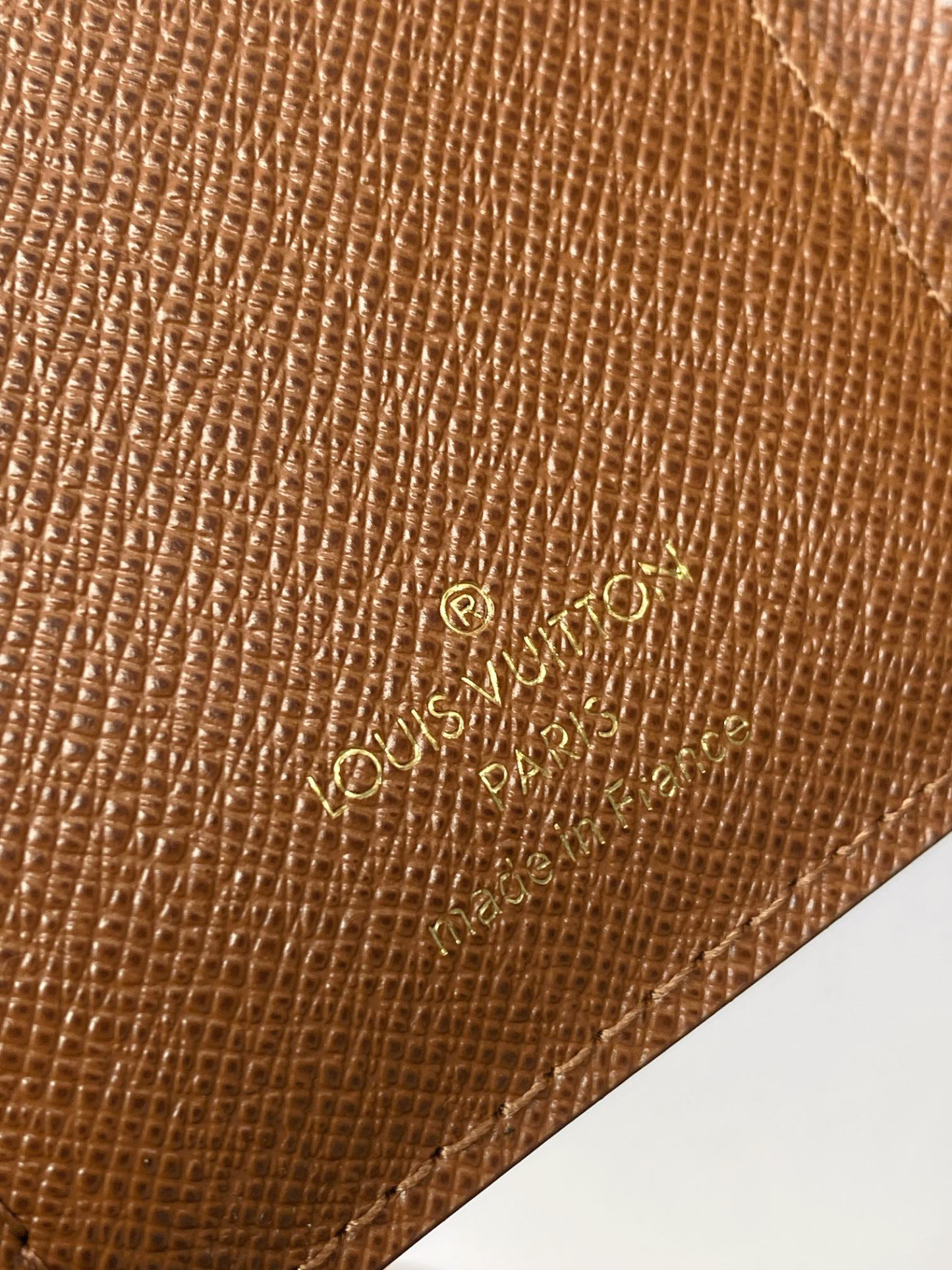 ルイ・ヴィトン(Louis Vuitton) ポルトフォイユ･ヴィクトリーヌ