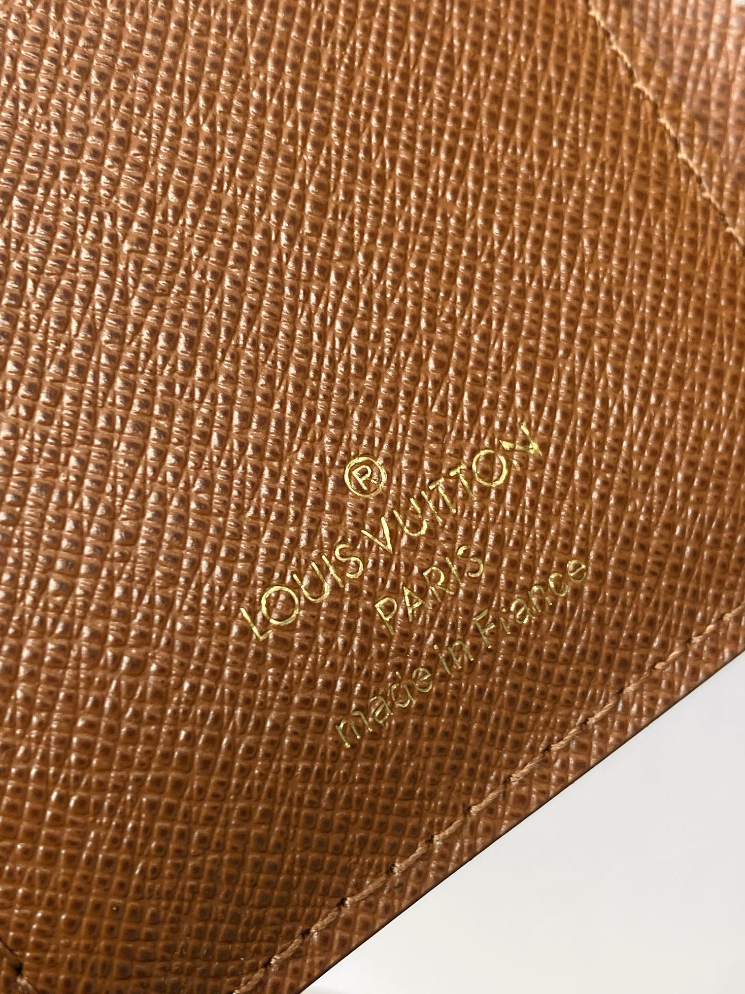 ルイ・ヴィトン(Louis Vuitton) ポルトフォイユ･ヴィクトリーヌ