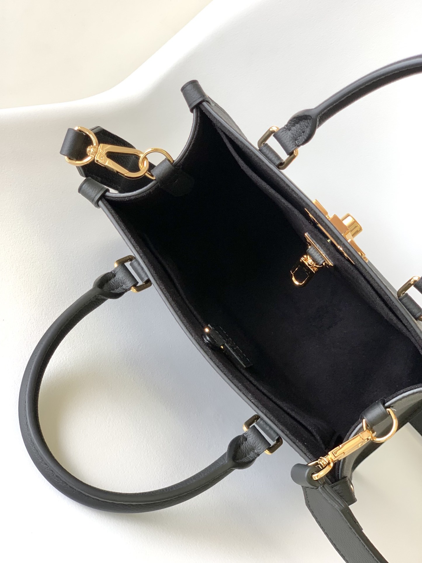 ルイ・ヴィトン「Louis Vuitton」 Neverfull MM トートバッグ