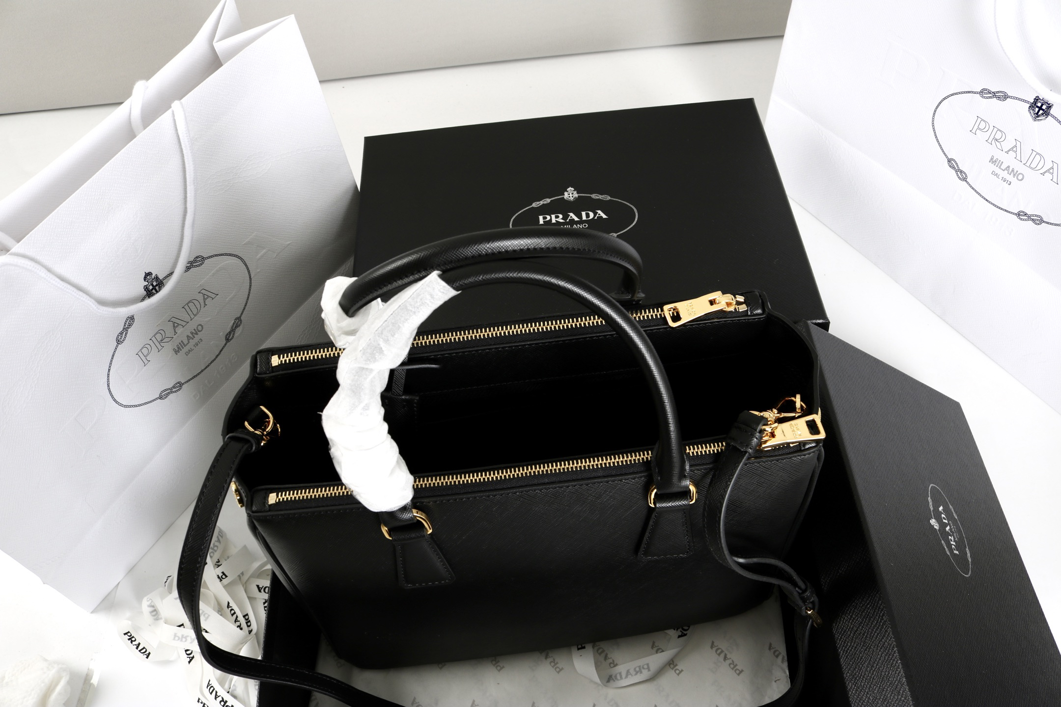 プラダ「Prada」 Galleria ミディアム レディースハンドバッグ