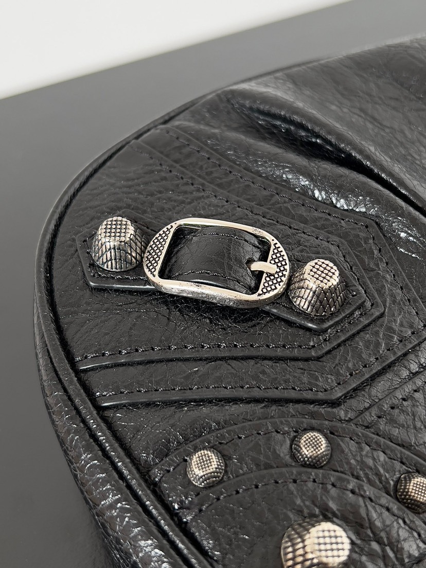 バレンシアガ「Balenciaga」スモール ハンドバッグ