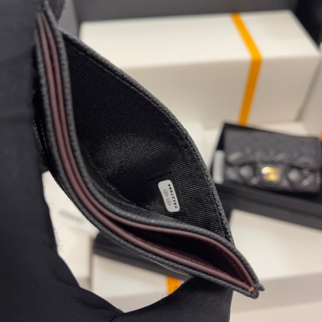 シャネル「Chanel」クラシック カヴィアレザー カードケース