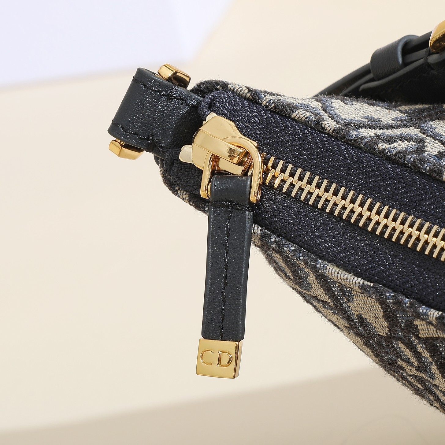 ディオール「Dior」30 MONTAIGNE オブリーク ミニ ショルダーバッグ