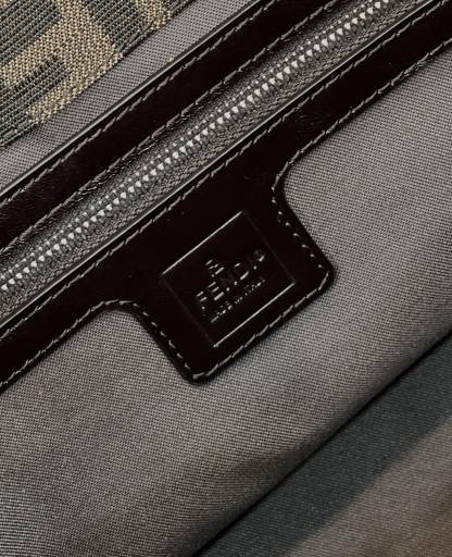 フェンディ「Fendi」ミニモノグラム トートバッグ