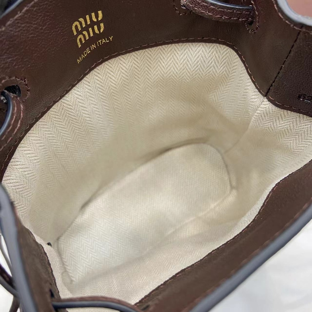 ミュウミュウ「Miu Miu」ミニ バケットバッグ ラムスキン マルチウェイ