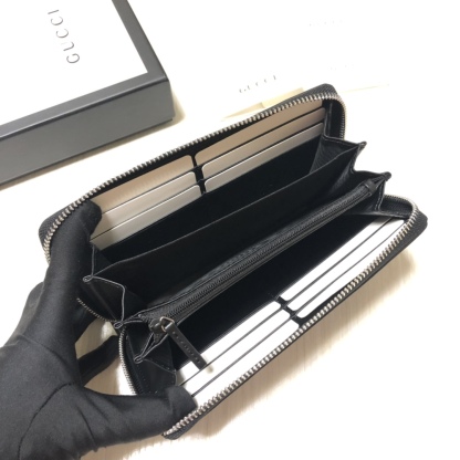 グッチ「Gucci」GG BLOOMS ジップアラウンドウォレット