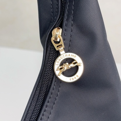 ロンシャン「Longchamp」Le Pliage Xtra ショルダーバッグ