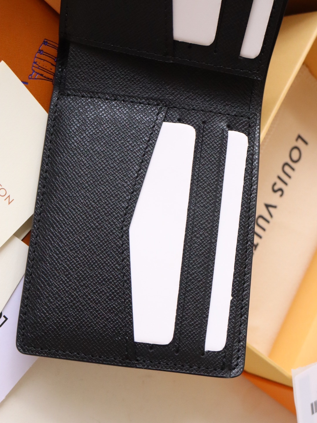 ルイ・ヴィトン(Louis Vuitton)ポルトフォイユ･スレンダー