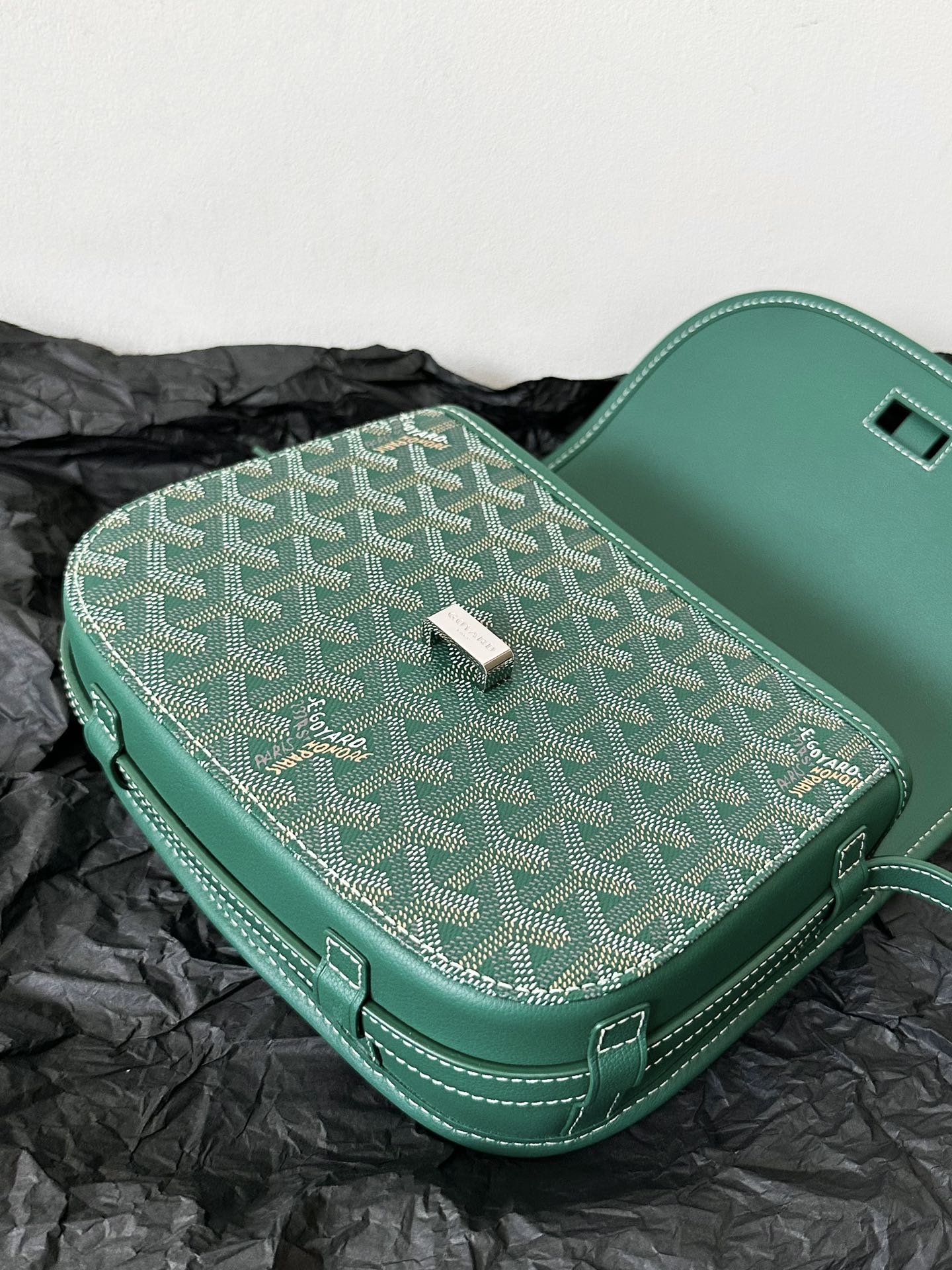 ゴヤール「Goyard」SAÏGON サドルバッグ