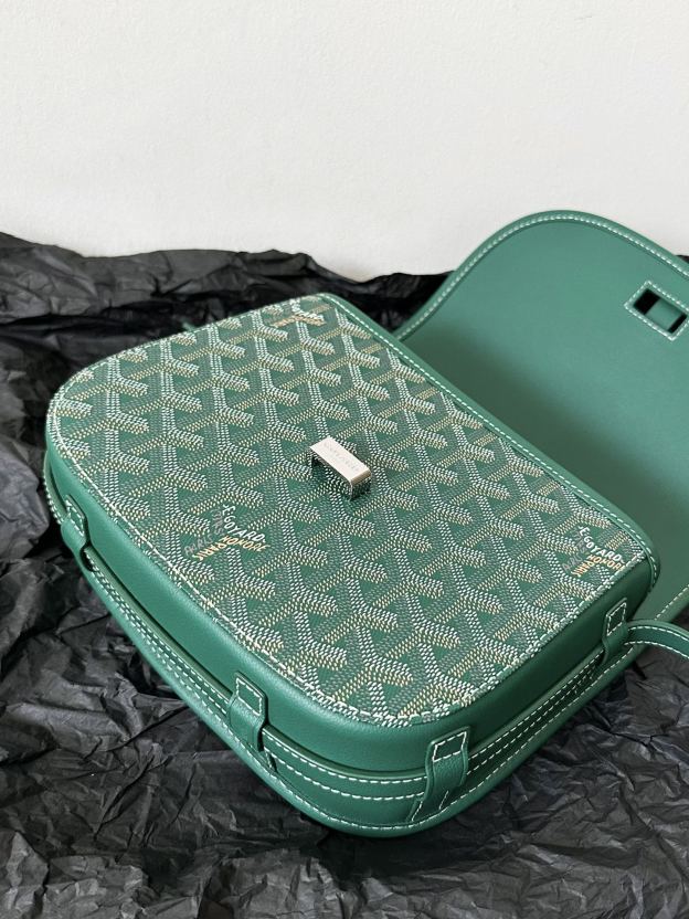ゴヤール「Goyard」SAÏGON サドルバッグ