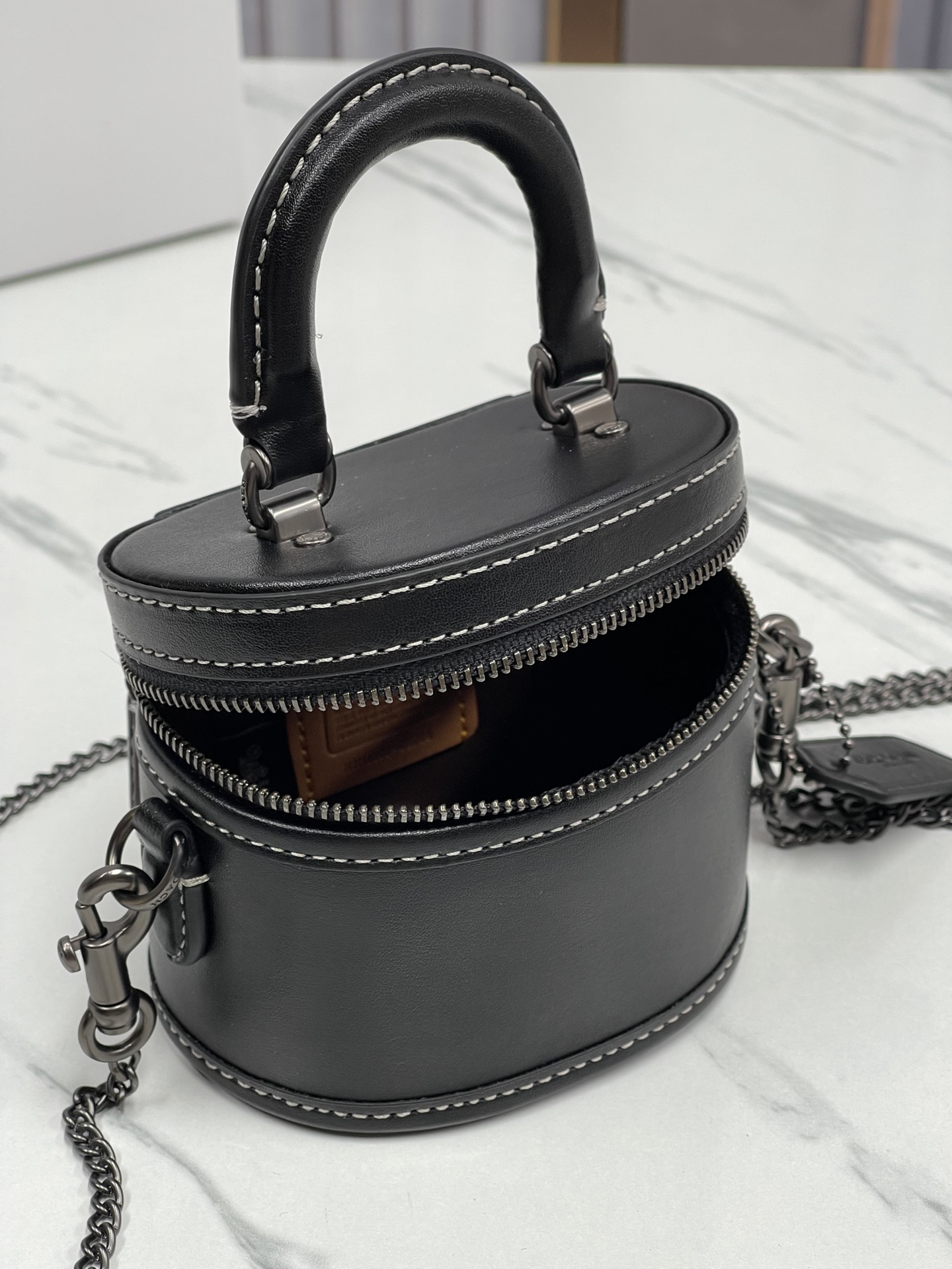 コーチ「Coach」Trail12 ミニボックスバッグ