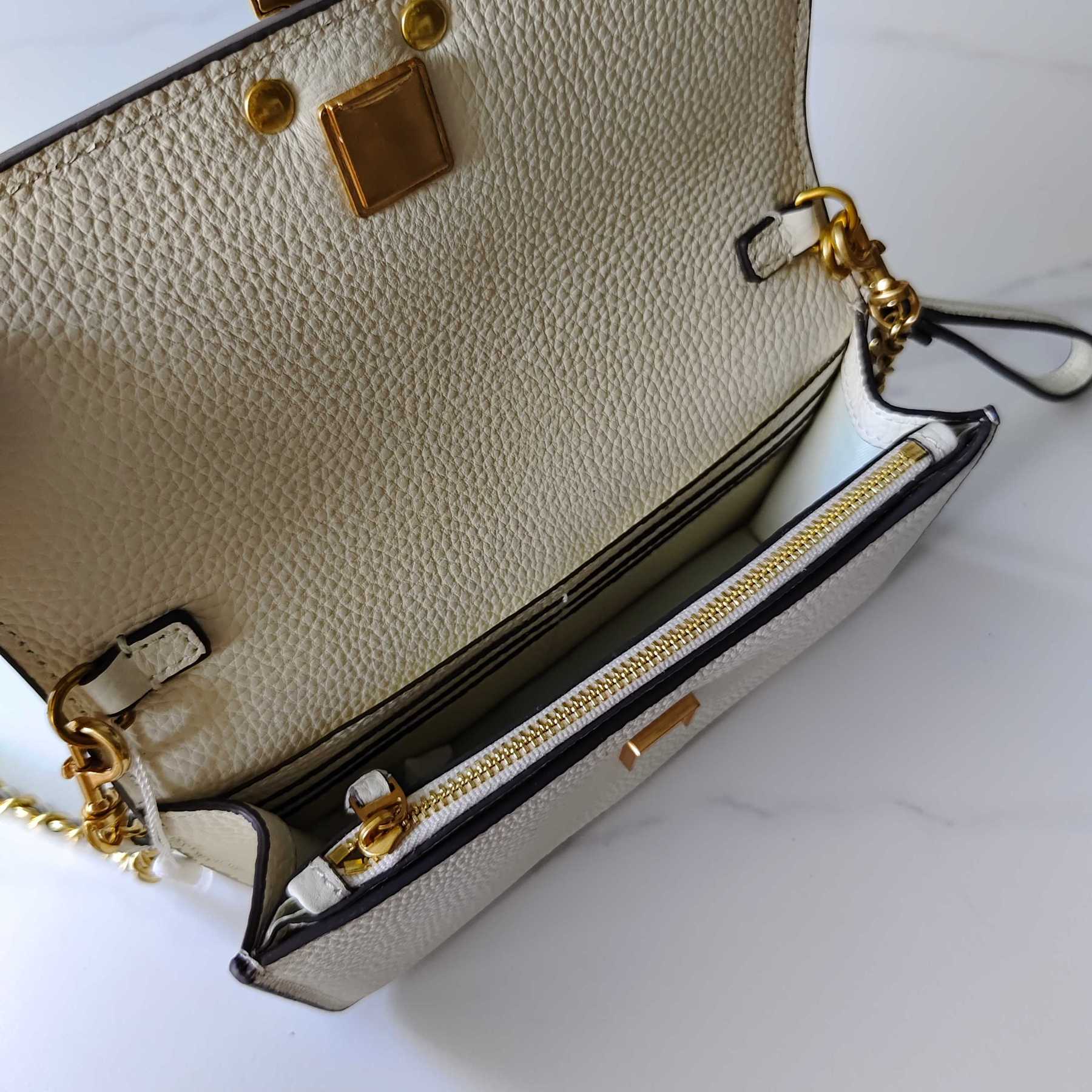 トリー バーチ「Tory Burch」  Britten ショルダーバッグ