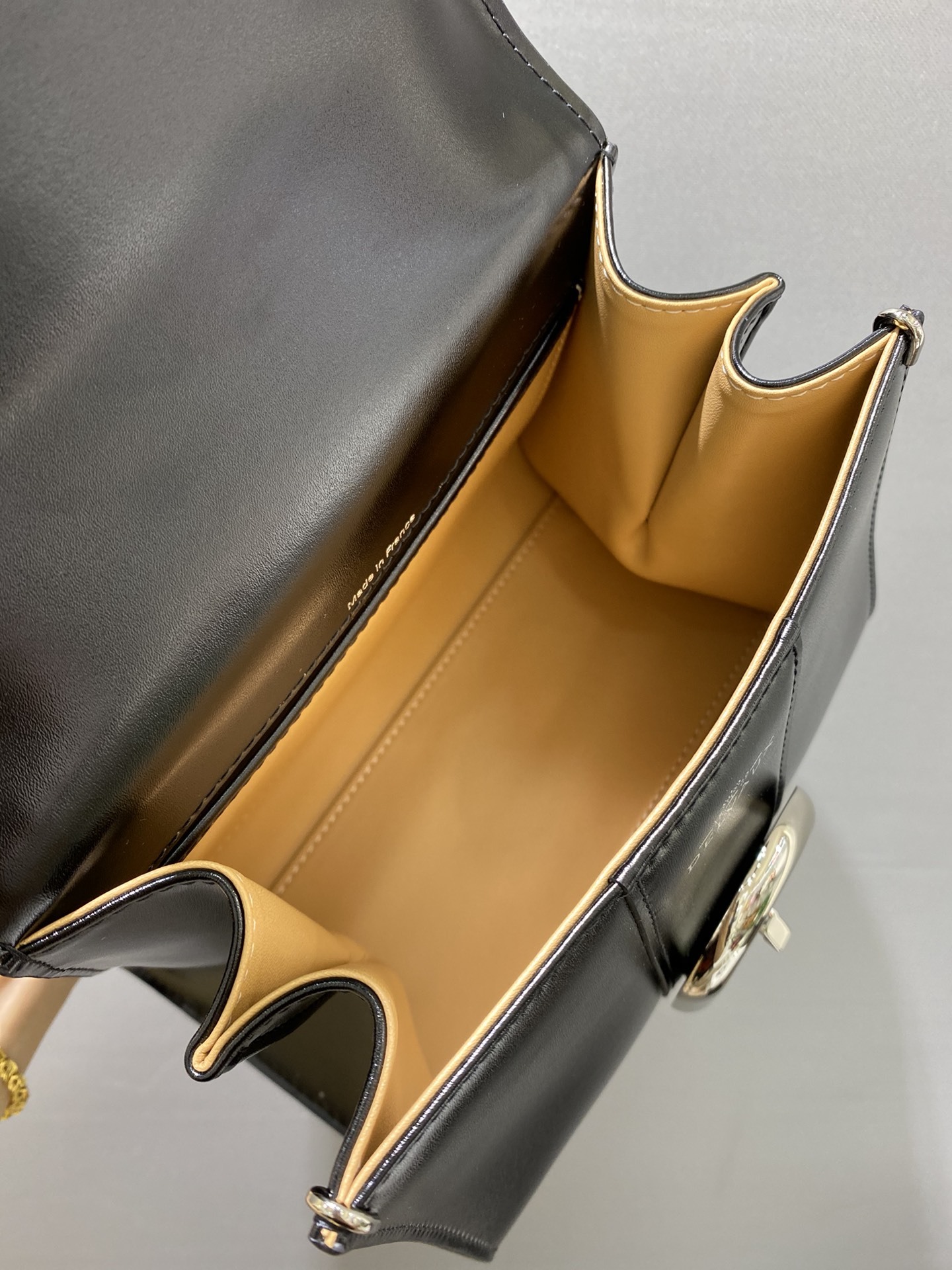 デルヴォー「Delvaux」デルボー ダブルジェ ミニダブルリングバッグ