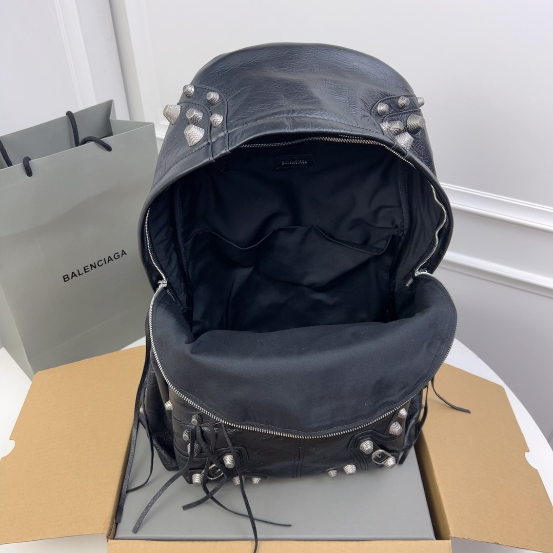 バレンシアガ「Balenciaga」バックパック