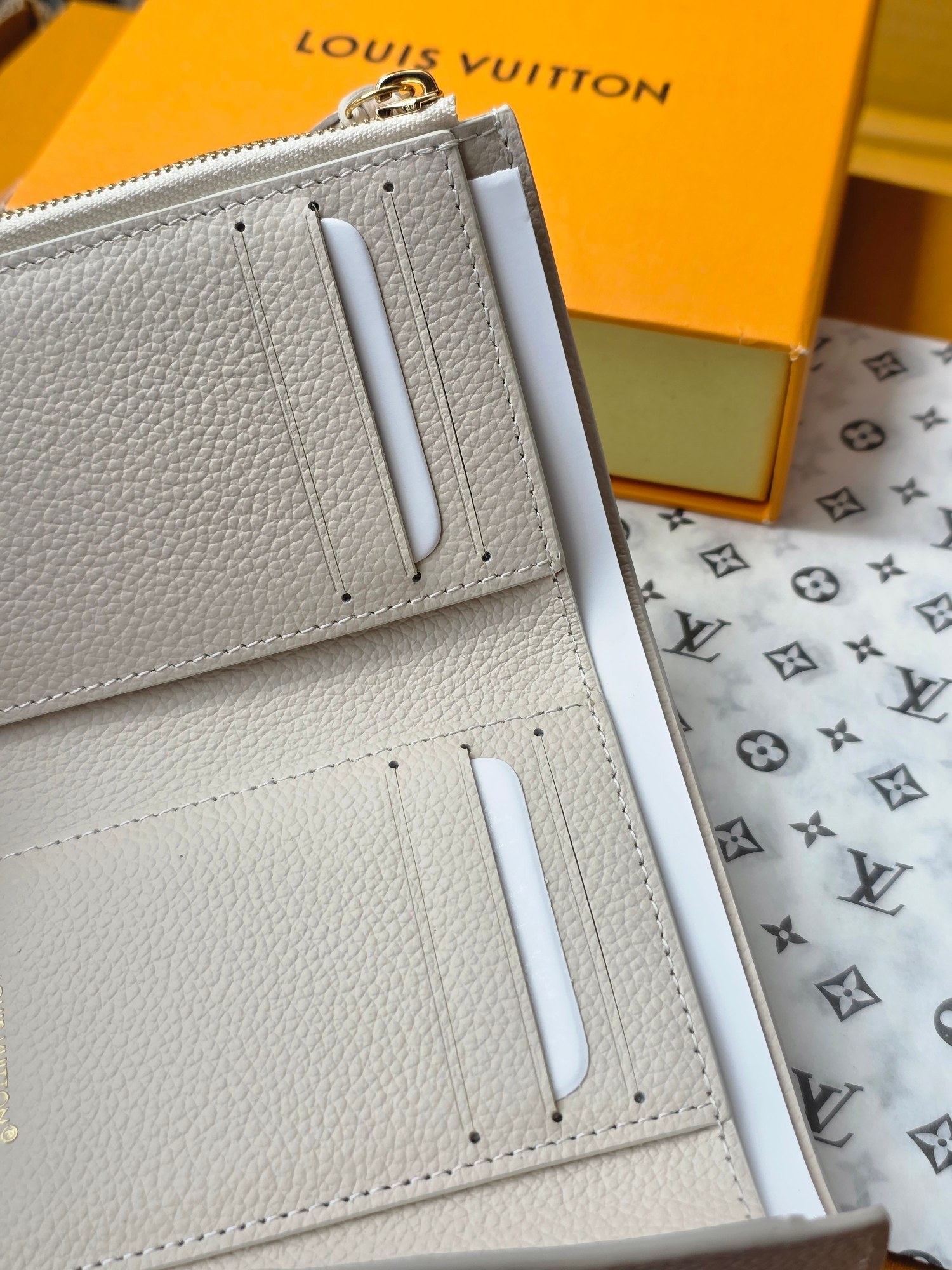 ルイ・ヴィトン「Louis Vuitton」Victorine カードケース