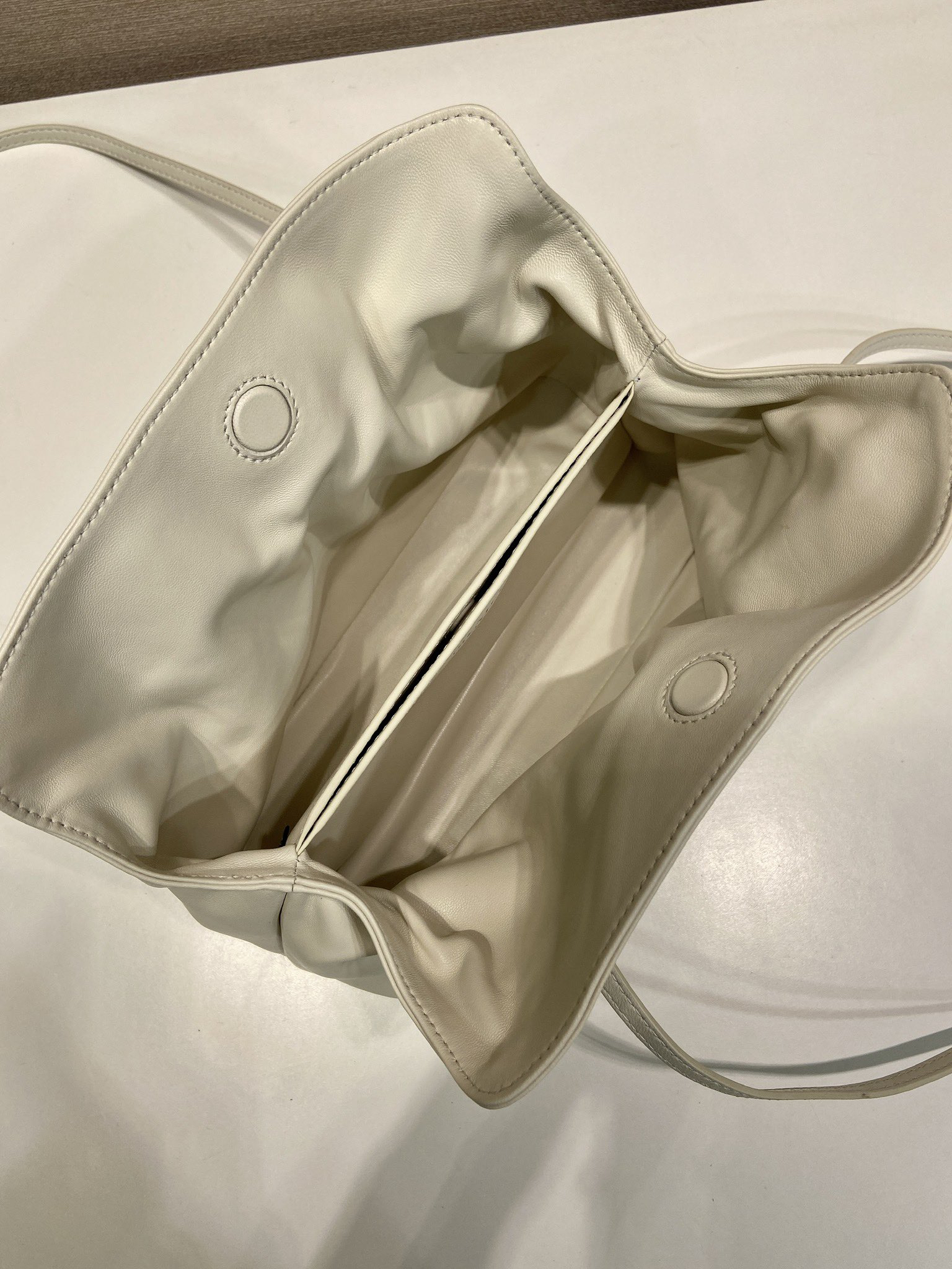 プラダ「Prada」Dada ショルダーバッグ