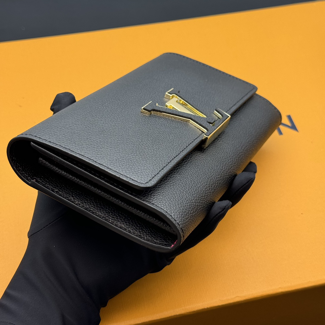 ルイ・ヴィトン「Louis Vuitton」ポルトフォイユ･カプシーヌ 4色