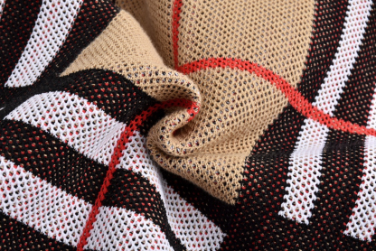 バーバリー「Burberry」23FW メッシュ チェック ウール ニット