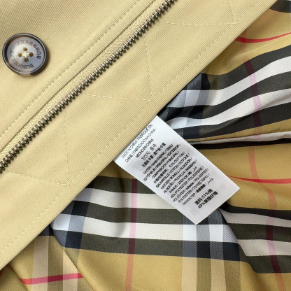 バーバリー「Burberry」25SS ショート フーデッド トレンチコート