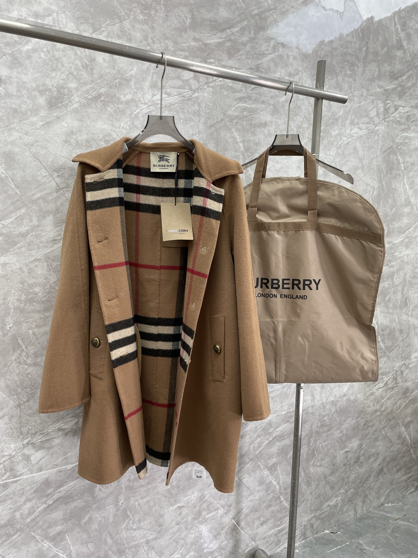 バーバリー「Burberry」 Long Wool Blend Trench Coat