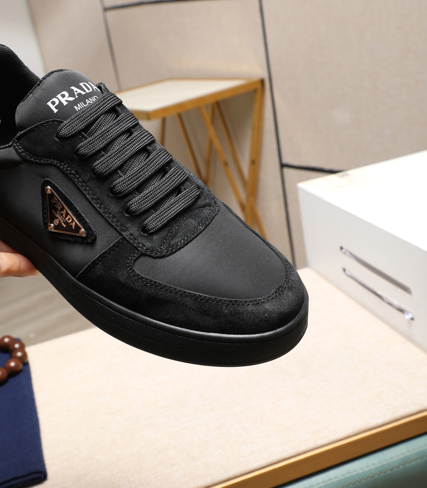 プラダ「Prada」メンズ スポーツ スニーカー